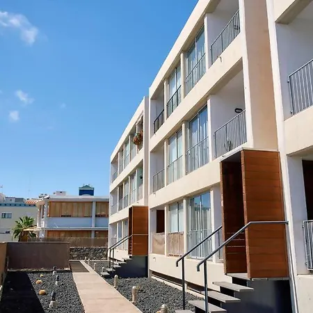 Bellavista Apartment *